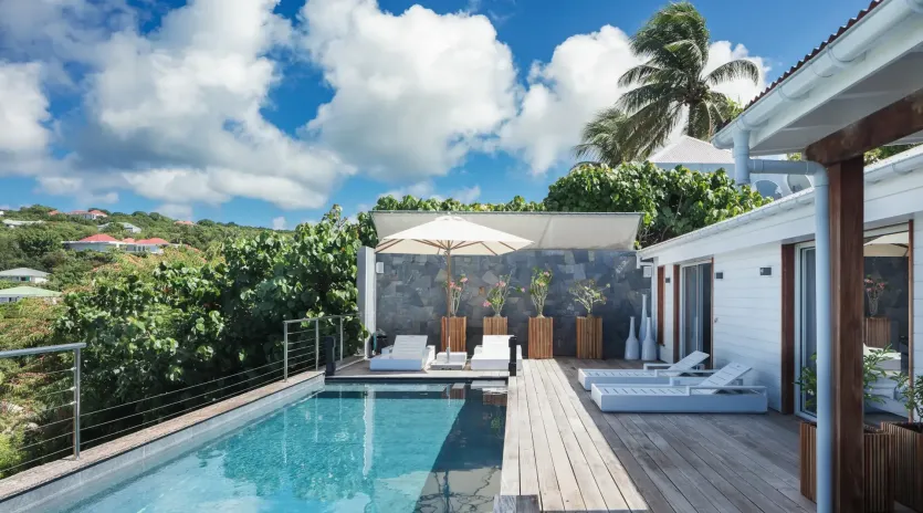 1.3 avalon exterior 1