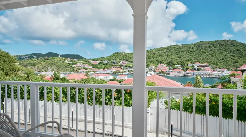 1.3 avee view exterior 1