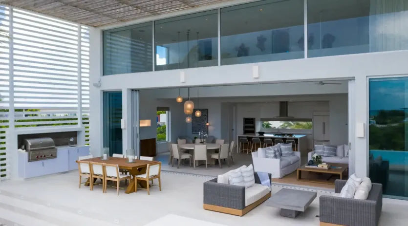 1.3 b.e grace bay ocean view 5bd pool area