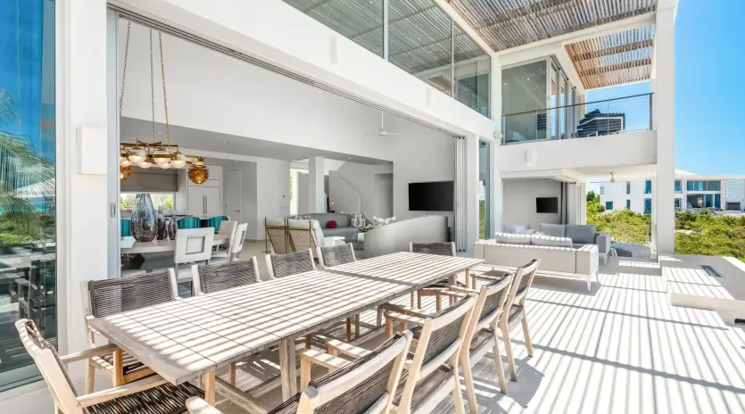 1.3 b.e grace bay ocean view 6bd pool area