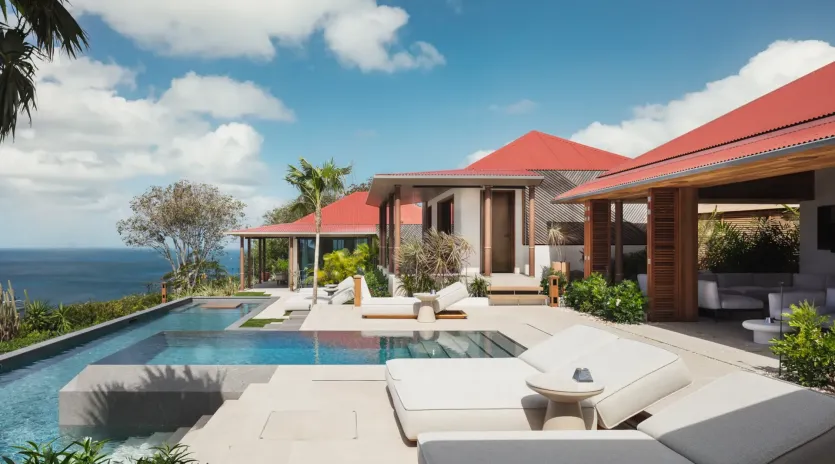 1.3 maison sully rose exterior