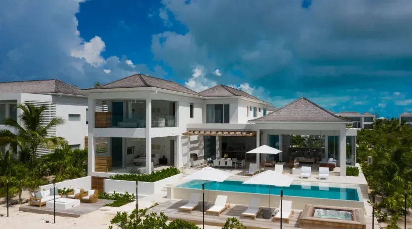 1.4 b.e. grace bay beachfront 5bd terrace
