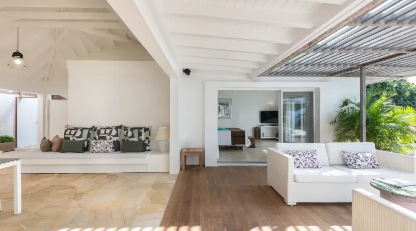 1.5 blue diamond exterior 1