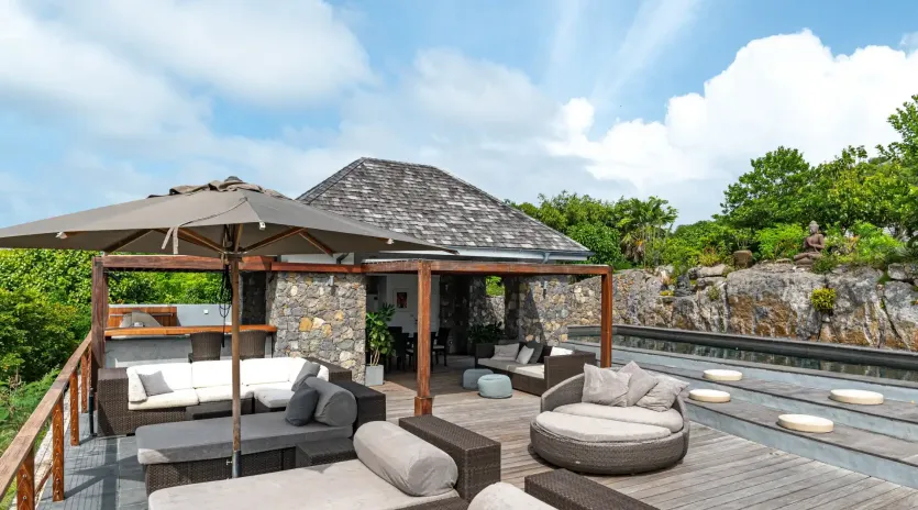 1.6 manoir de lurin exterior 1