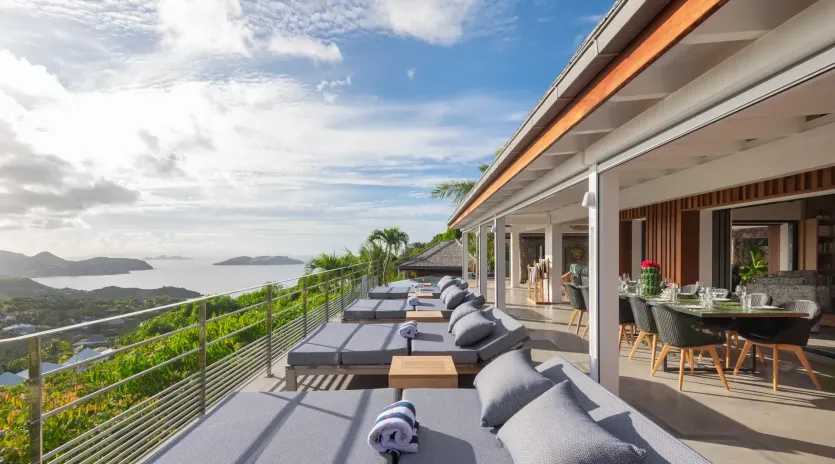 1.7 dancing queen terrace
