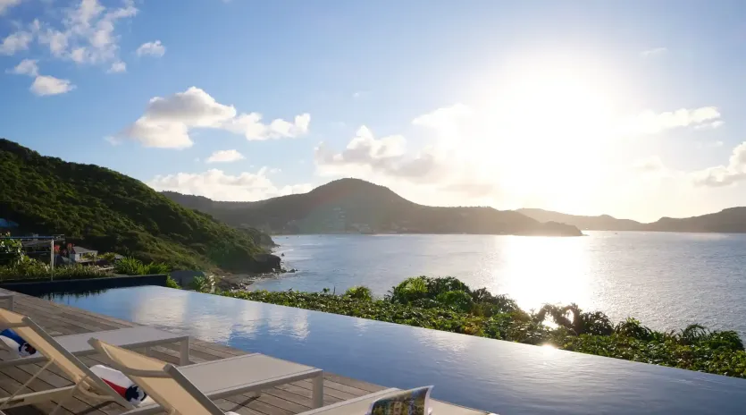 1.7 villa pointe milou exterior