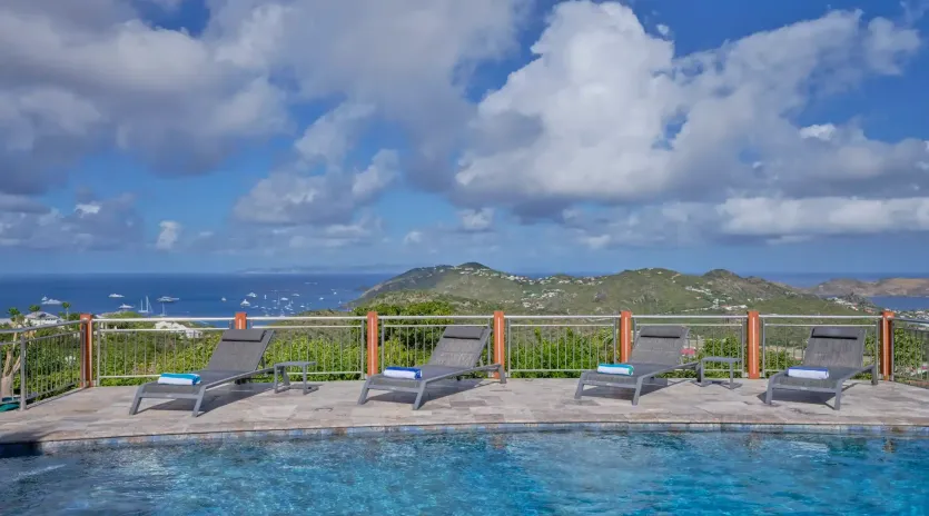 1.9 au petit pont exterior