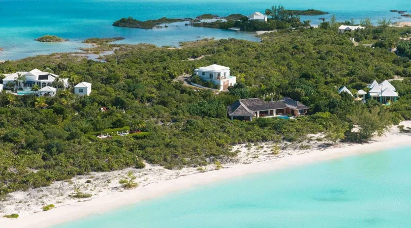 3 vacation rental photo Turks And Caicos IE VBL Villa Blanca vblaer01 desktop