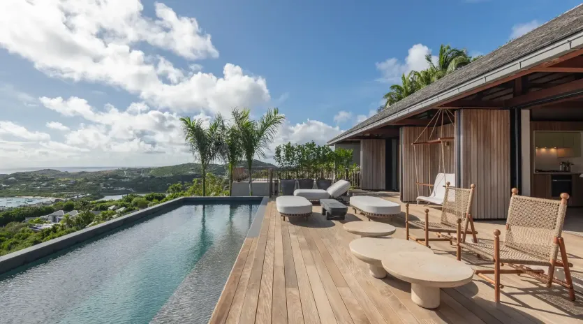 15.3 ti manoir voltaire exterior 1