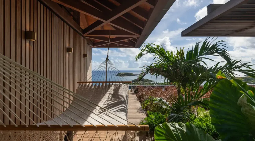 15.5 ti manoir voltaire exterior 1