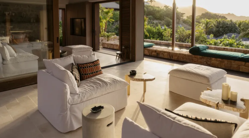 2.1 aqualis living room