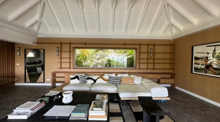 2.1 emotion living room