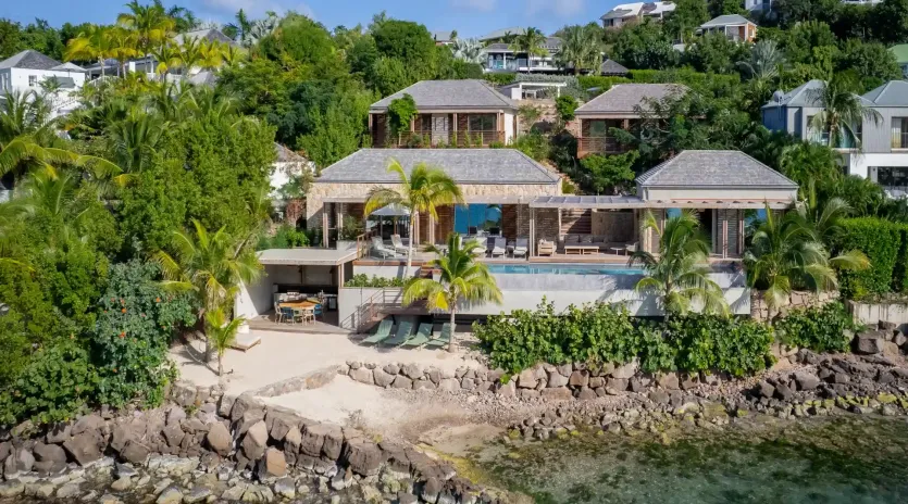 2.1 linda exterior 2 drone