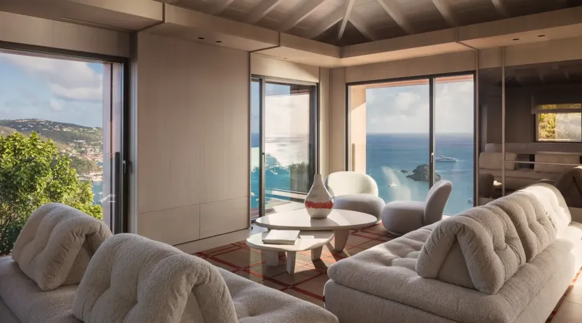 2.1 maison sully rose livingroom