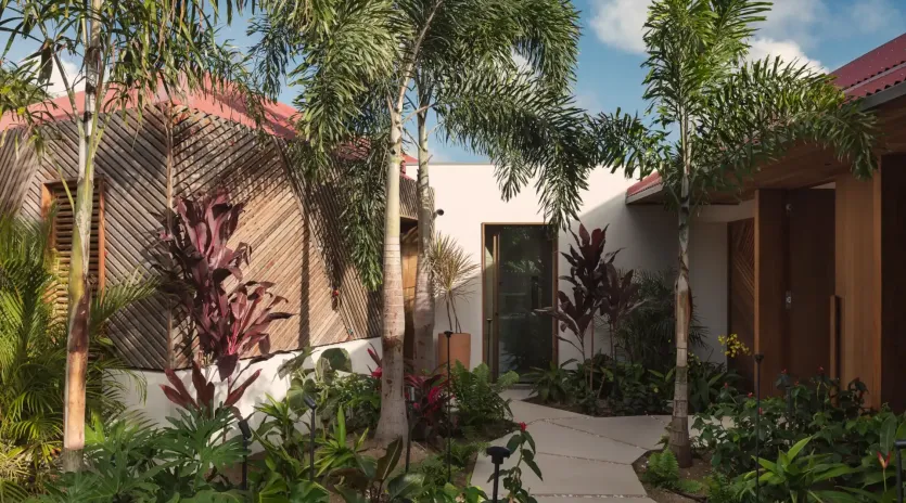 2.1 maison sullyrose mudroom entryway