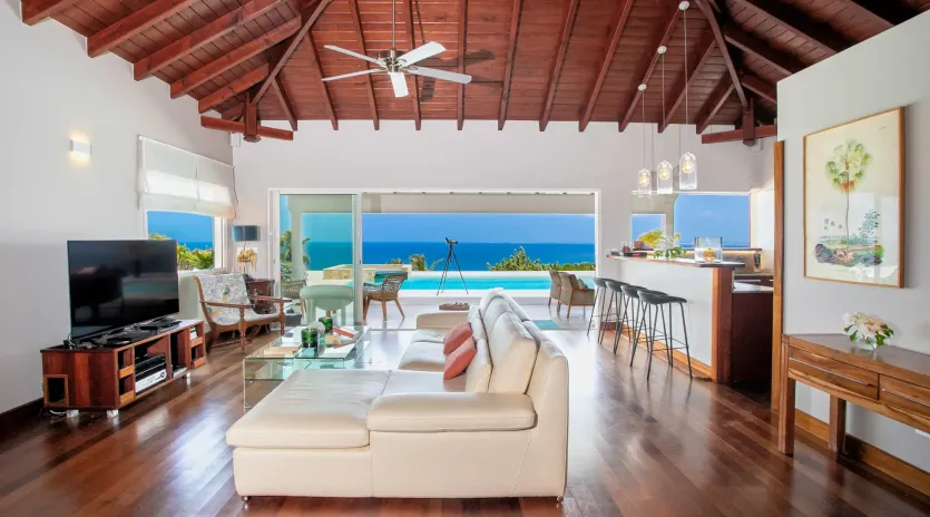 2.2 dream in blue living room