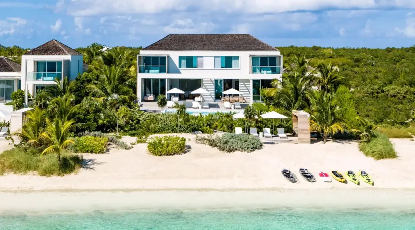 2.3 b.e long bay beachfront villa 7bd exterior