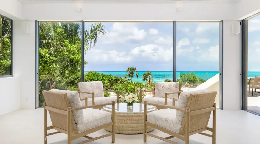 2.3 seafire living room