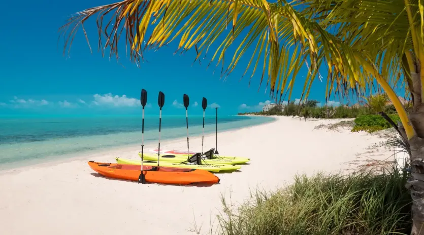 2.6 b.e long bay beachfront villa 7bd exterior