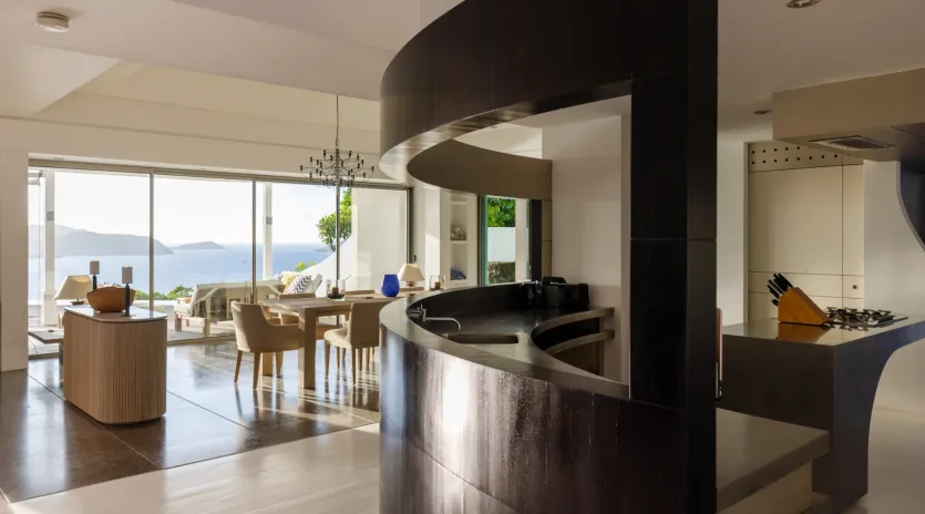 2.6 pyramide living kitchen