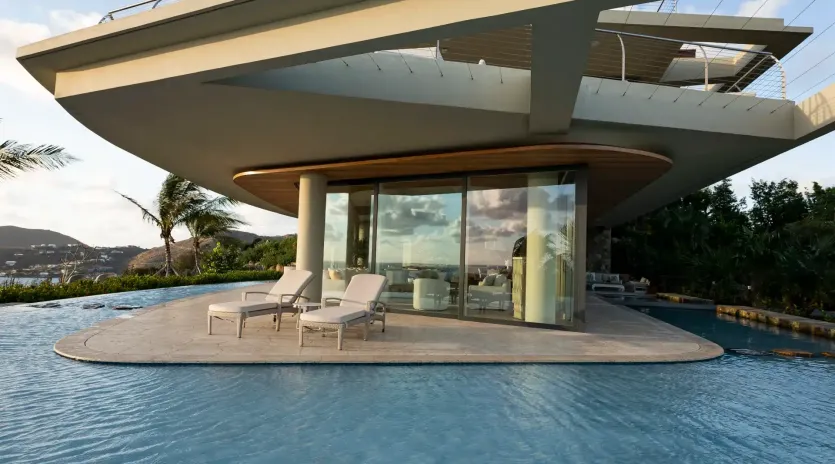 8 the oasis great room