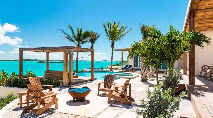  vacation rental photo Turks and Caicos TC ALN Villa Alinna ALNpat02 desktop