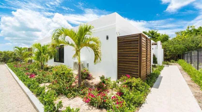  vacation rental photo Turks and Caicos TC TRA Villa Tradewinds TRAext02 desktop