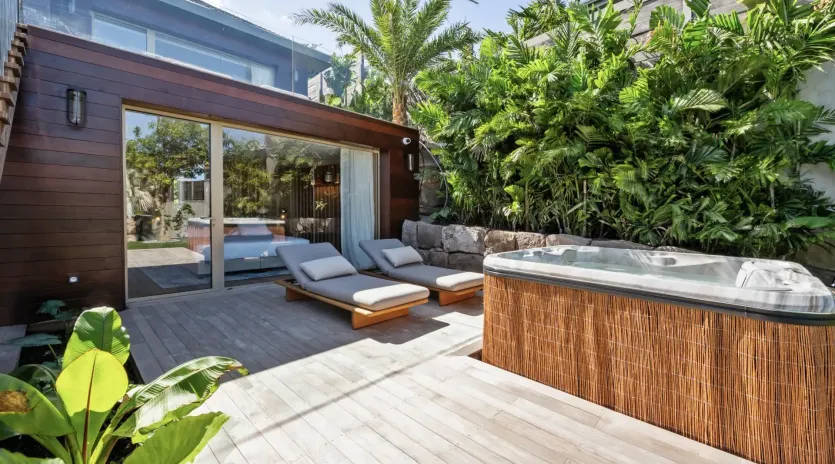 8.4 goldeneye bedroom 3