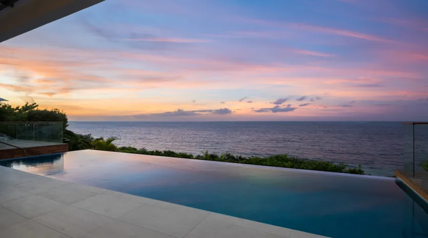 9.1 b.e. north shore beachfront villa 5bd night image