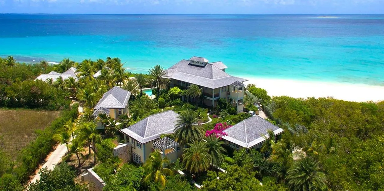 vacation rental photo Anguilla AXA SAN Villa Santosha sanaer01 desktop