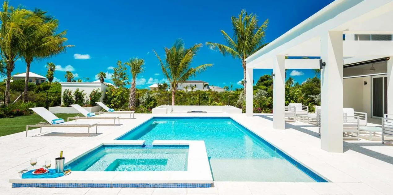 vacation rental photo Turks and Caicos PL TUR Villa Turquoise TURpol01 desktop