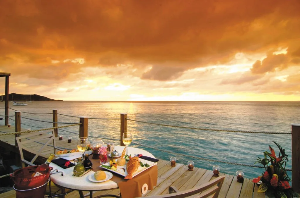 Turks and Caicos restaurant, sunset on the caribbean sea, dining, fine dining, seafood, turks, ocean