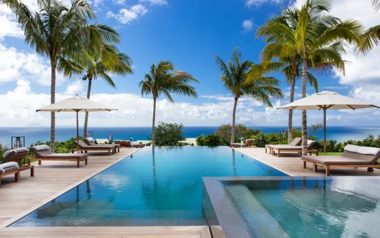 VILLA LIFE IN ST. BARTHS
