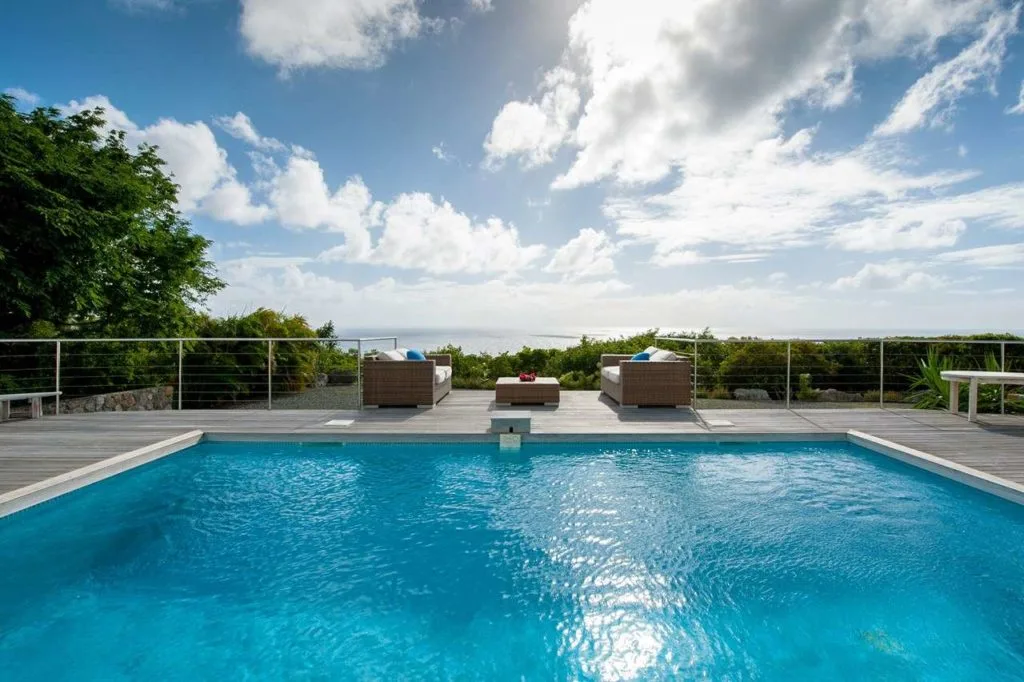 Villa Costa Nova, Gouverneur