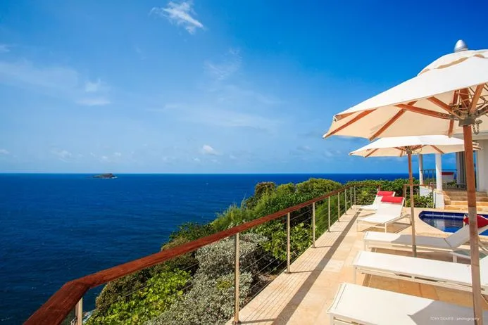 4 bedroom Villa in Point Milou St. Barts, pool deck with ocean views, Caribbean villa