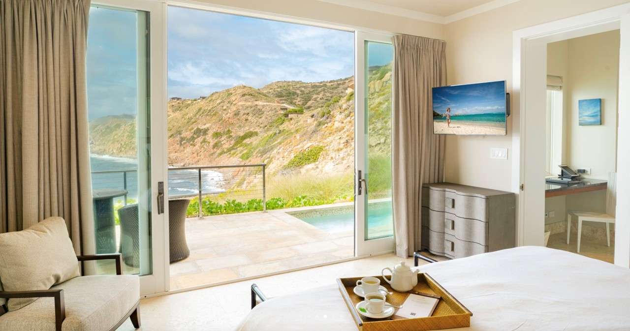 Cliff Suite