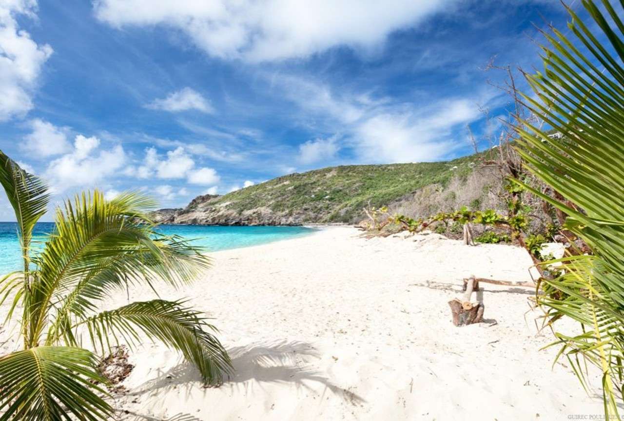 Gouverneur Beach on St Barts - Beach Guide