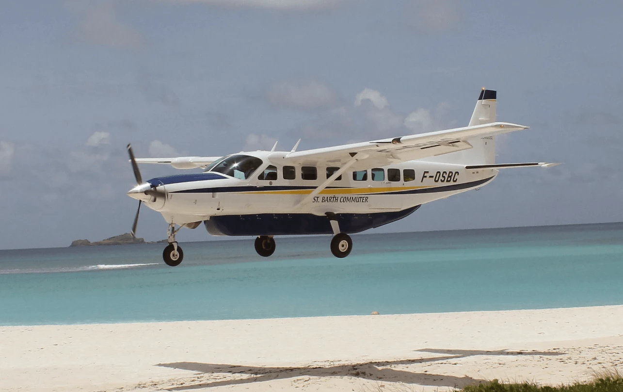 St Barth Commuter