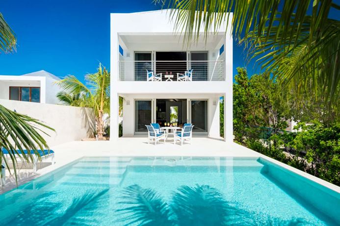 One bedroom villa located in Grace Bay, Turks and Caicos with close acess to the beach.