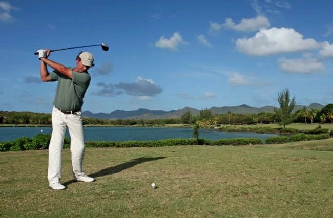 Mullet Bay Golf Course: The Only Golf Course in St Martin