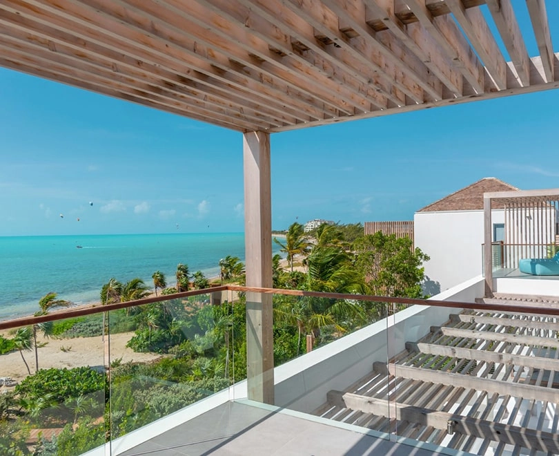 5 BR Beachfront Villa & 2 BR Cottage