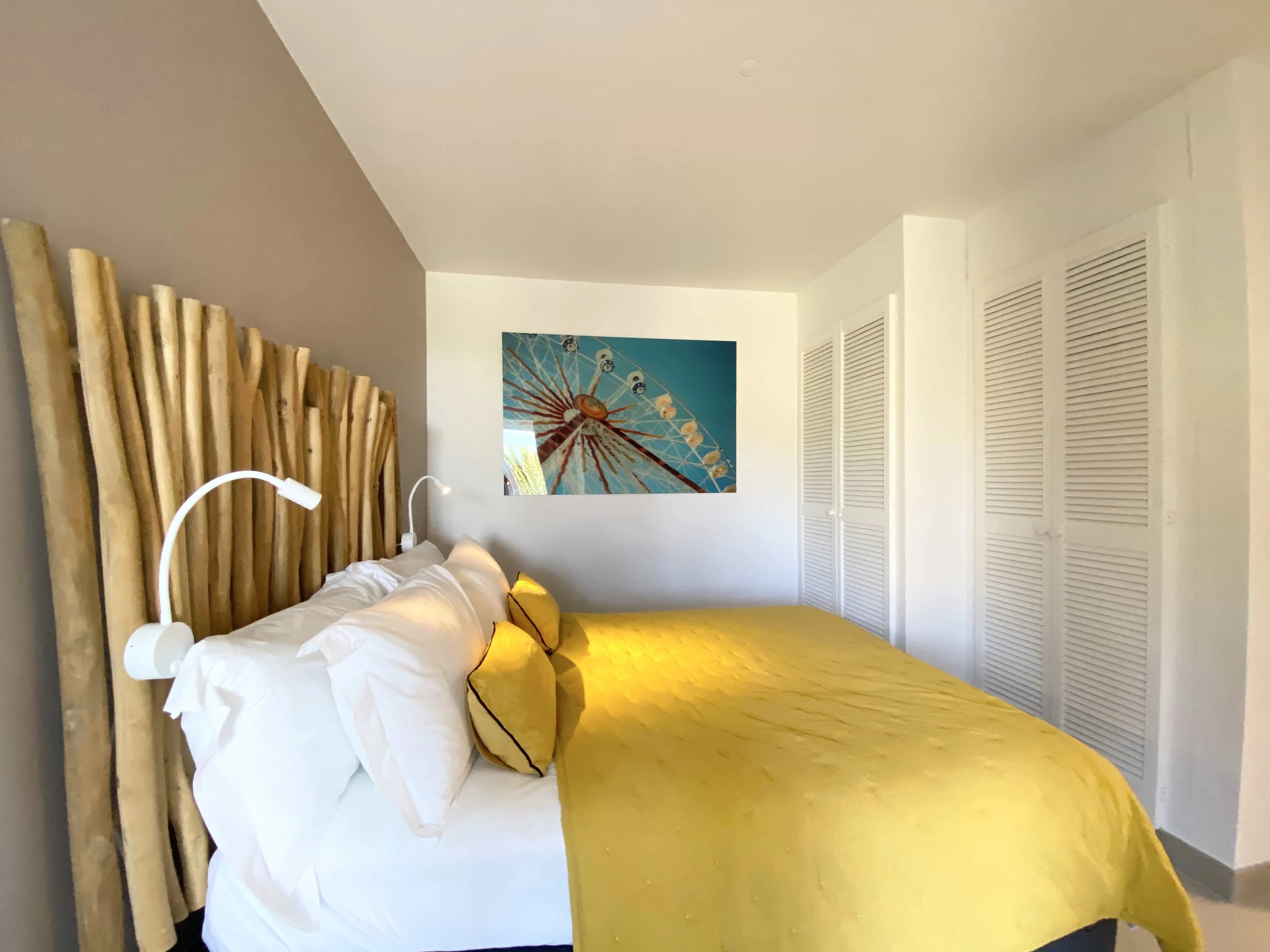 One of the bedrooms at Pearl Roc Three-Bedroom Villa © Pearl Beach, St Barth